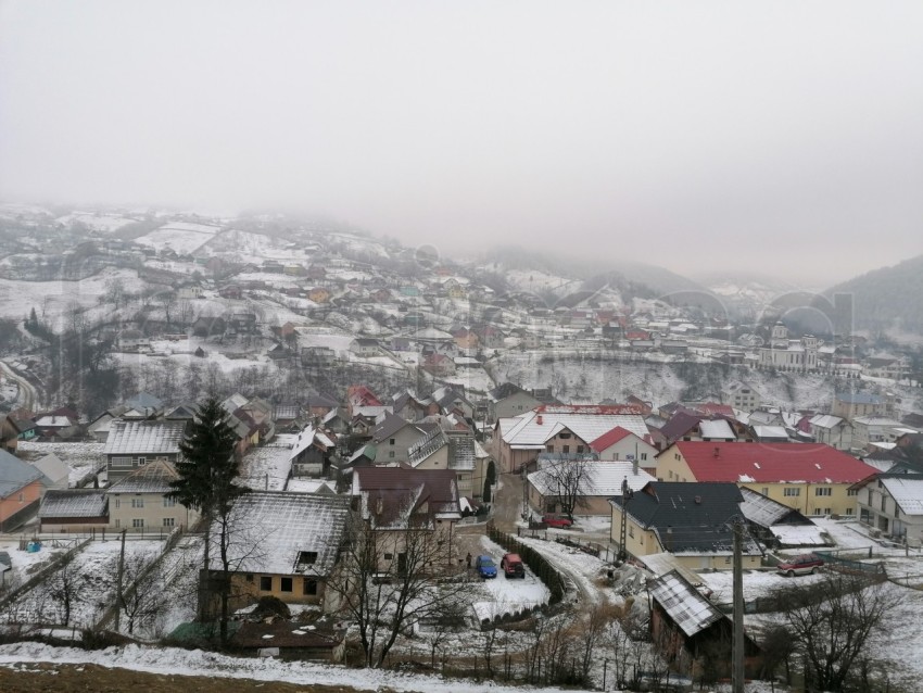 La magia de la nieve en Rumanía: Paisajes de Transilvania